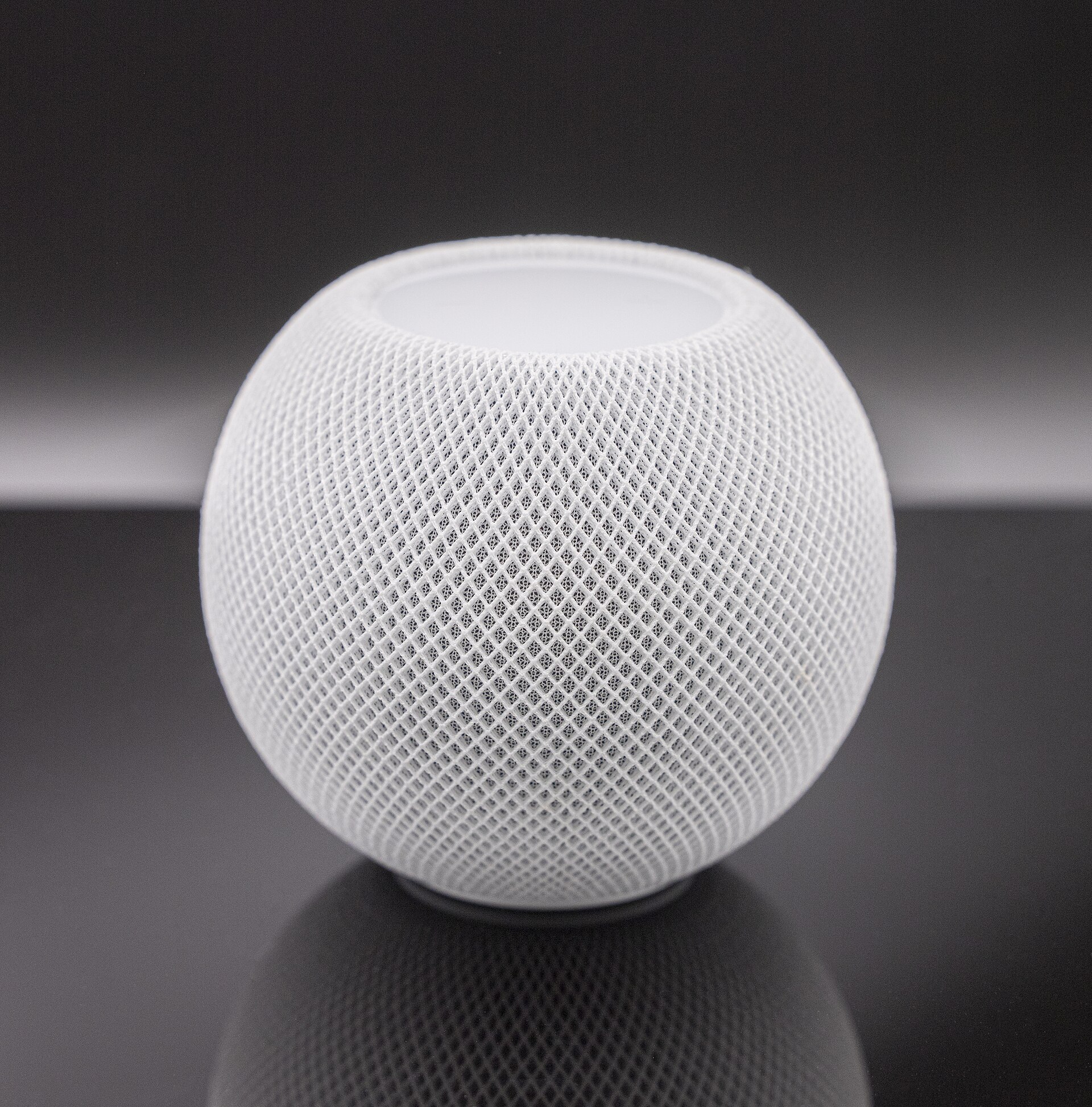 Амбиции Apple в области ассистентов охватывают как телефон, так и более широкую семью персональных устройств. Изображение: Wikimedia Commons / Arne Museler, CC BY-SA 3.0 de.