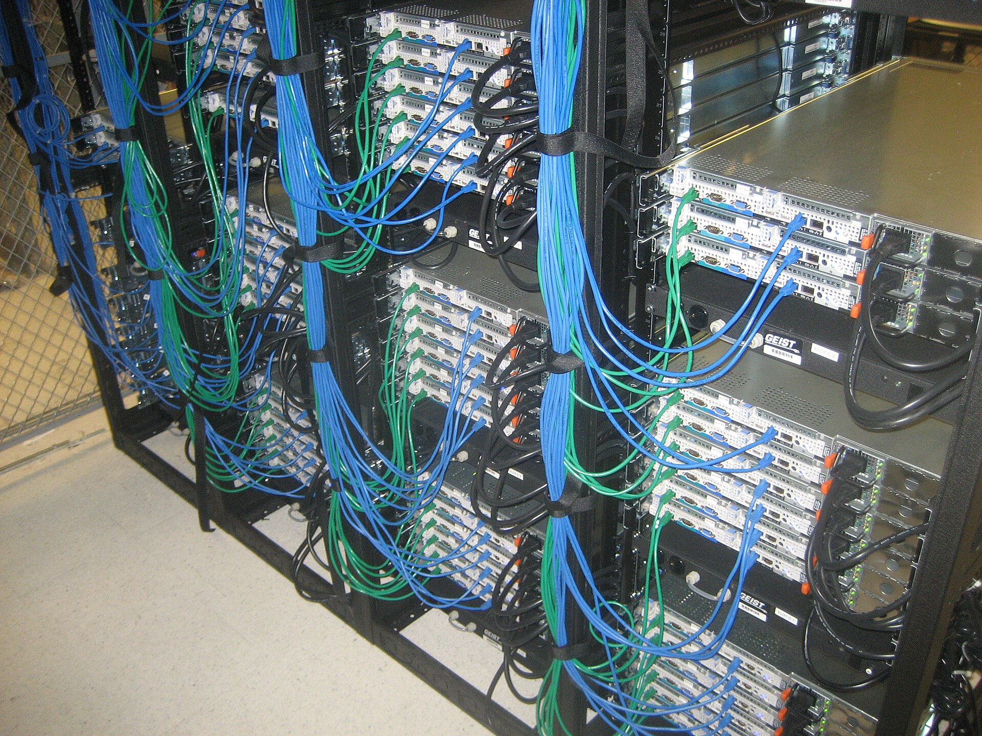 Платформы для разработчиков всё чаще оцениваются по надежности рабочего процесса, управлению и глубине интеграции. Изображение: Mantis.