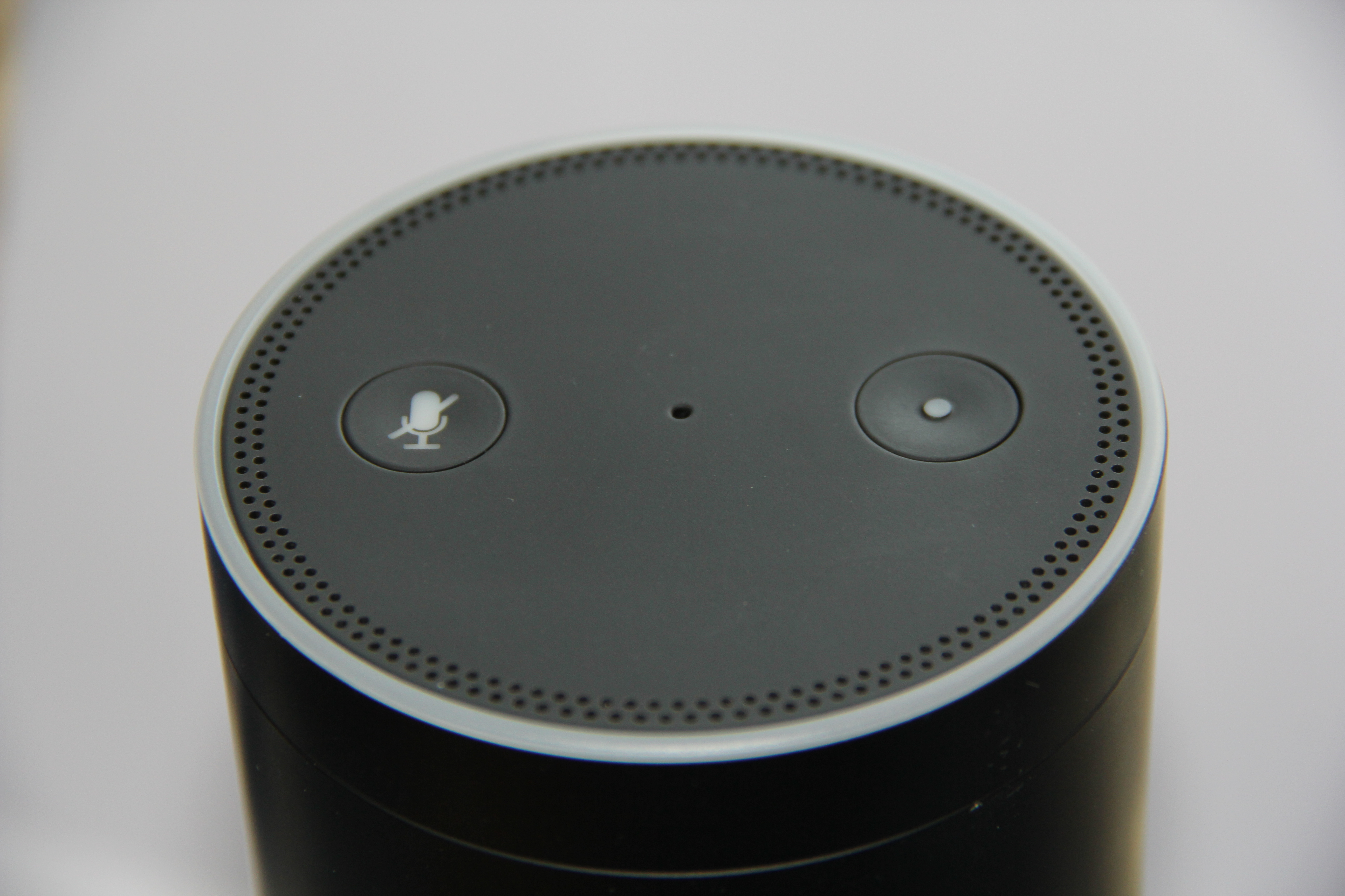 Amazon сокращает Alexa Claude Dependence As AI Assistant Costs Bite
