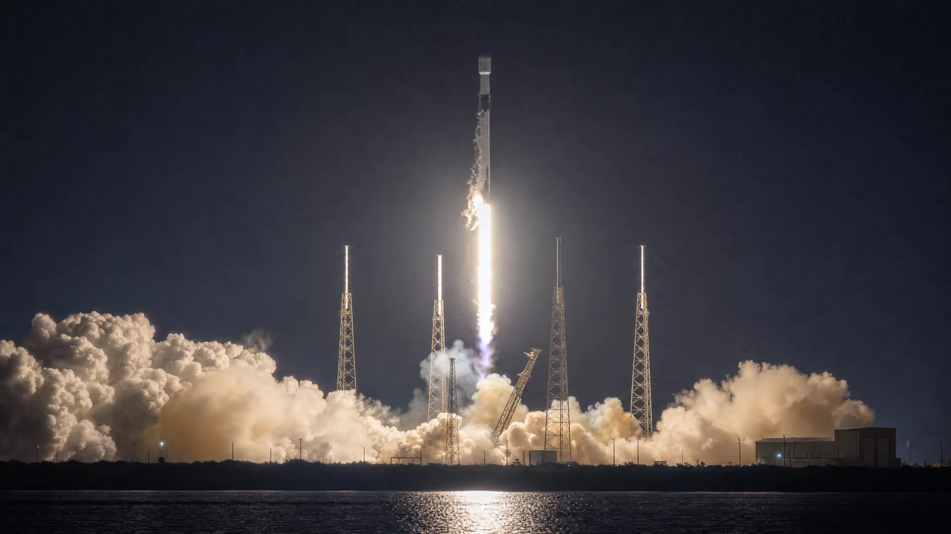 Ставка Илона Маска на спутники стоимостью 2 триллиона долларов — SpaceX планирует 1 миллион ИИ-спутников к 2028 году